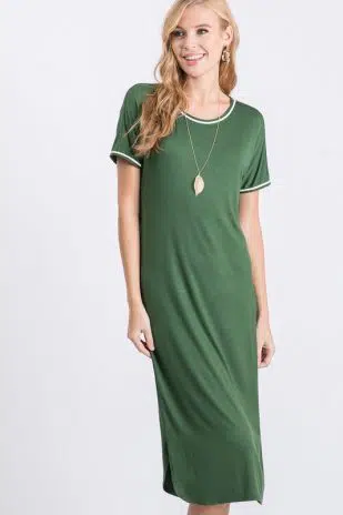 Solid t-shirt dress with off white binding
