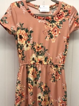 Peach Floral Moms and Littles Matching! - Image 2