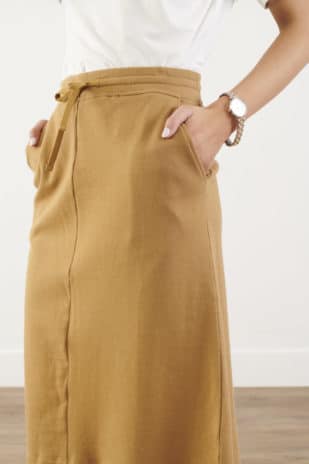 A-line knee length skirt - Image 3