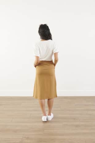 A-line knee length skirt - Image 2