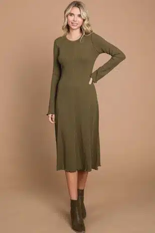 Aria Bell Sleeve Plus - Image 5