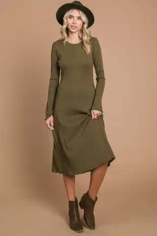 Aria Bell Sleeve Plus - Image 4